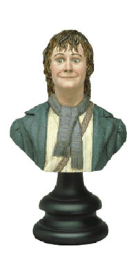 Peregrin Took polystone bust.jpg