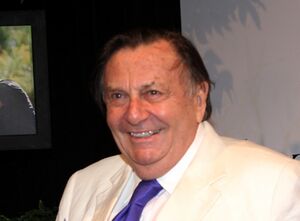 Barry Humphries.jpg