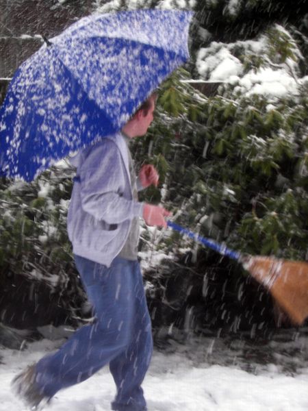 File:Snow.jpg