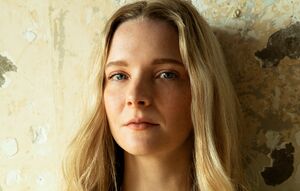 Morfydd Clark.jpg