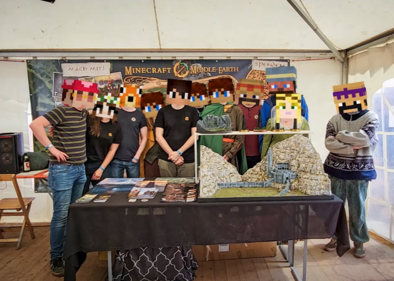 File:Tolkiendaysmcme.png
